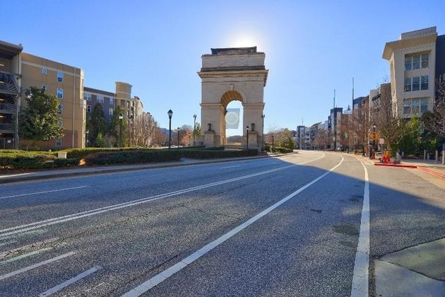 260 18th NW Street 10302, Atlanta, GA 30363