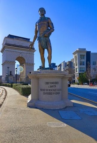 260 18th NW Street 10302, Atlanta, GA 30363