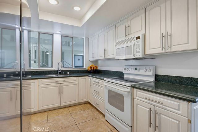 328 Avenida Carmel A, Laguna Woods, CA 92637