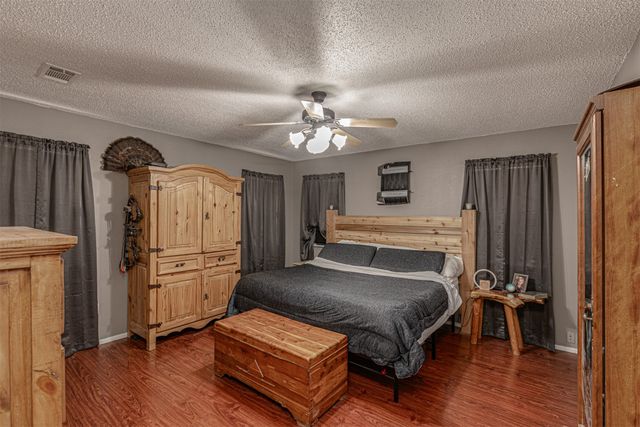 201 Rs County Road 1399, Point, TX 75472