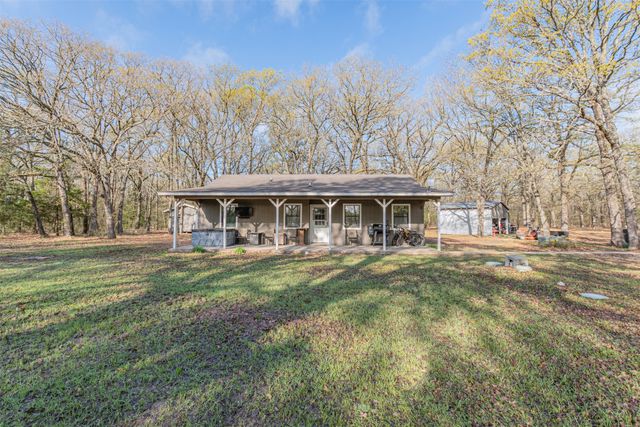 201 Rs County Road 1399, Point, TX 75472