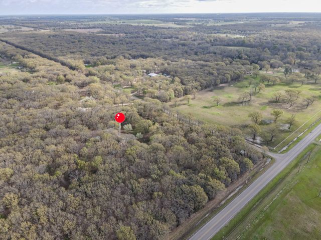 201 Rs County Road 1399, Point, TX 75472