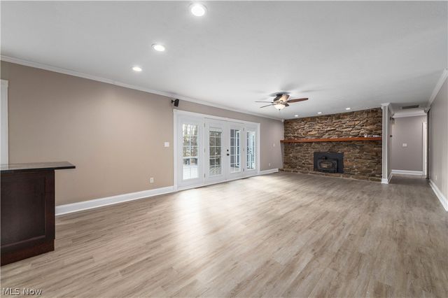 12101 The Bluffs, Strongsville, OH 44136