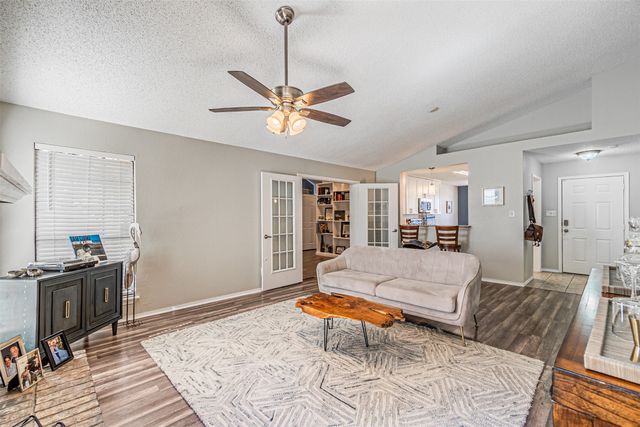4100 Staghorn Circle N, Fort Worth, TX 76137