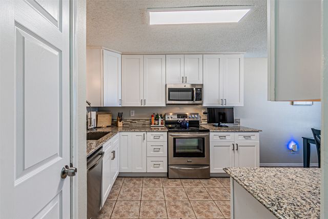 4100 Staghorn Circle N, Fort Worth, TX 76137