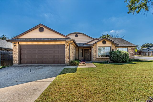 4100 Staghorn Circle N, Fort Worth, TX 76137