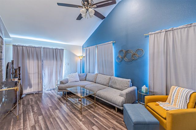 4100 Staghorn Circle N, Fort Worth, TX 76137