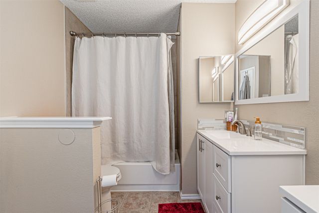 4100 Staghorn Circle N, Fort Worth, TX 76137