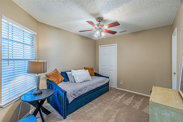 4100 Staghorn Circle N, Fort Worth, TX 76137