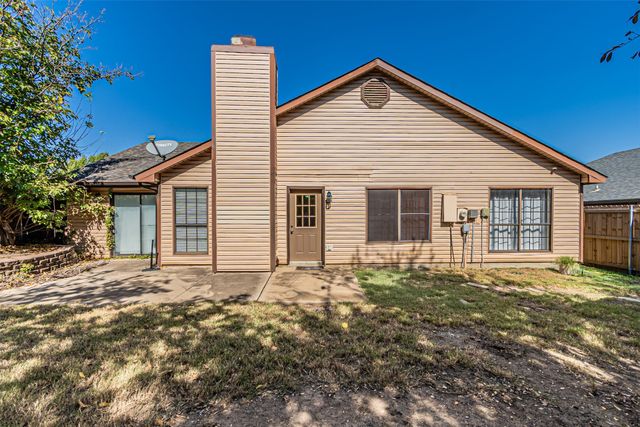 4100 Staghorn Circle N, Fort Worth, TX 76137
