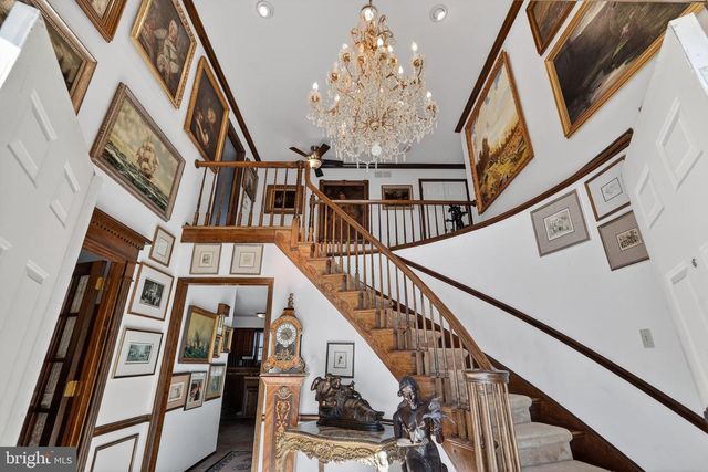 1511 LAURIE LN, Yardley, PA 19067