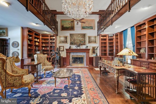 1511 LAURIE LN, Yardley, PA 19067