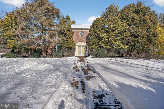 1511 LAURIE LN, Yardley, PA 19067