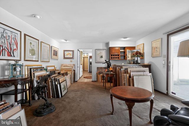 1511 LAURIE LN, Yardley, PA 19067