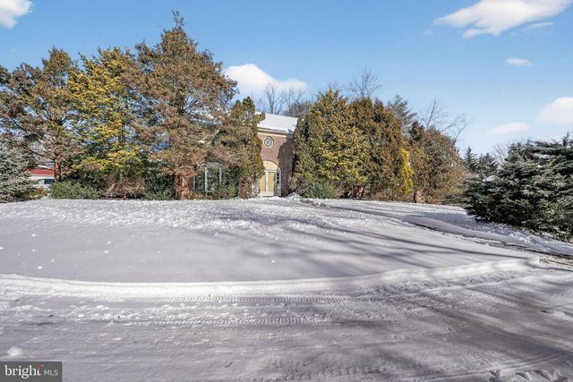 1511 LAURIE LN, Yardley, PA 19067