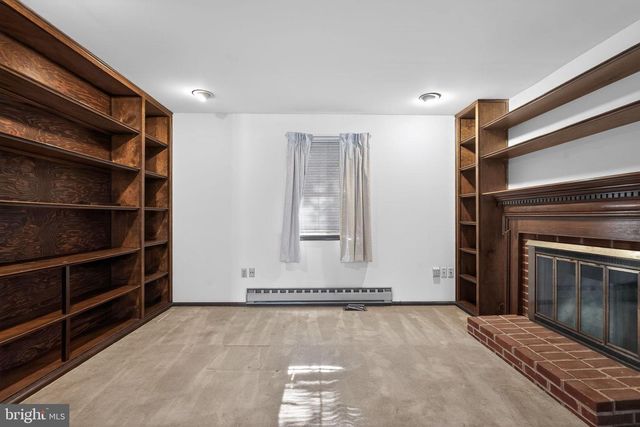 1511 LAURIE LN, Yardley, PA 19067