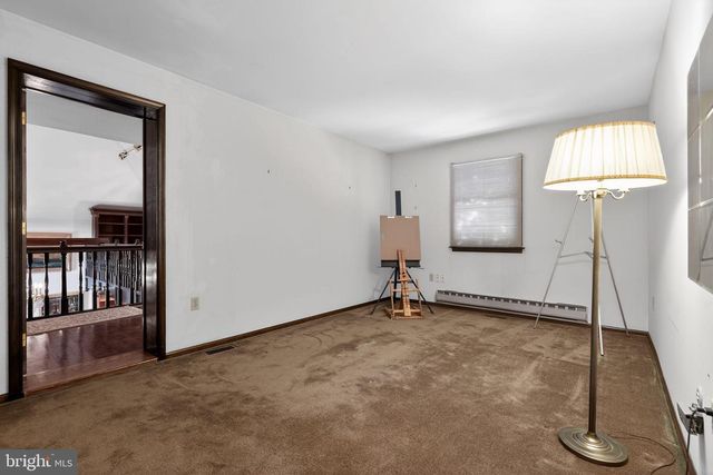 1511 LAURIE LN, Yardley, PA 19067