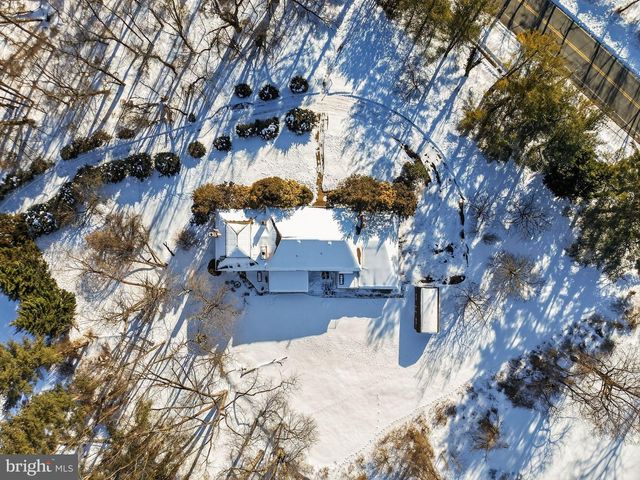 1511 LAURIE LN, Yardley, PA 19067