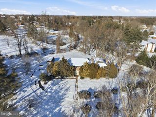 1511 LAURIE LN, Yardley, PA 19067