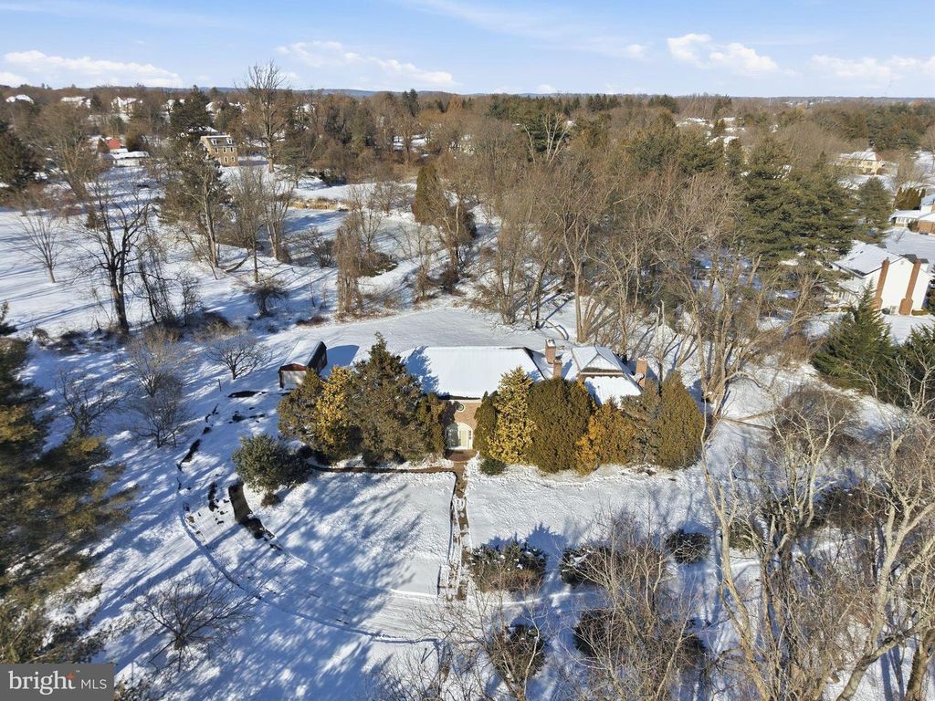 1511 LAURIE LN, Yardley, PA 19067