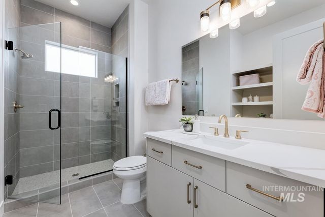 5825 E Prominence Ct, Boise, ID 83714