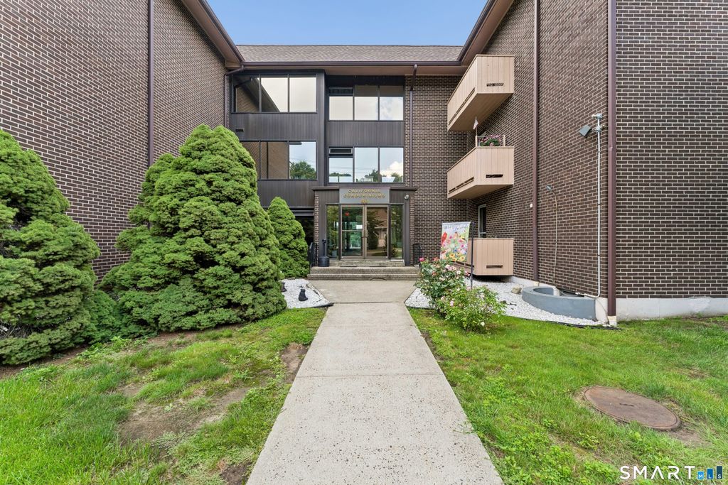 40 California Street A17, Stratford, CT 06615