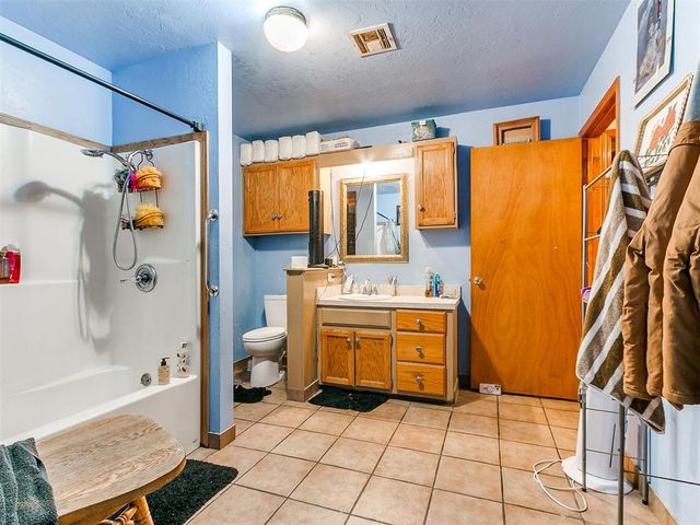 2533 SW 46th Street, Oklahoma City, OK 73119