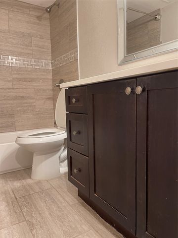 4748 Old Bent Tree Lane 608, Dallas, TX 75287