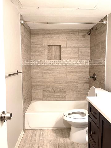 4748 Old Bent Tree Lane 608, Dallas, TX 75287