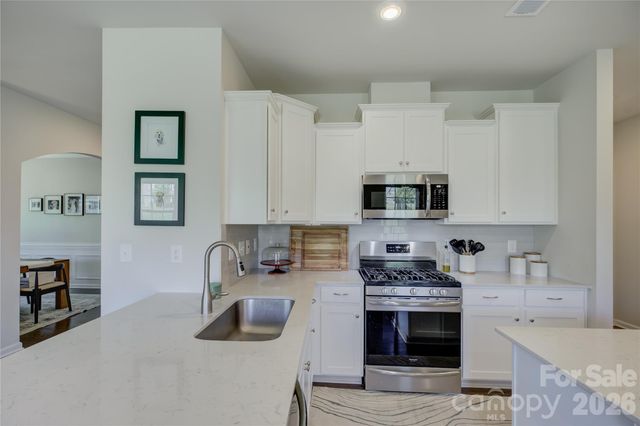 17812 New Mark Avenue, Charlotte, NC 28278