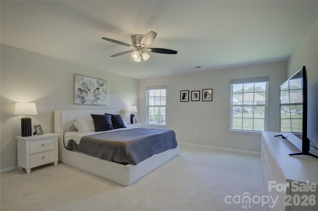 17812 New Mark Avenue, Charlotte, NC 28278