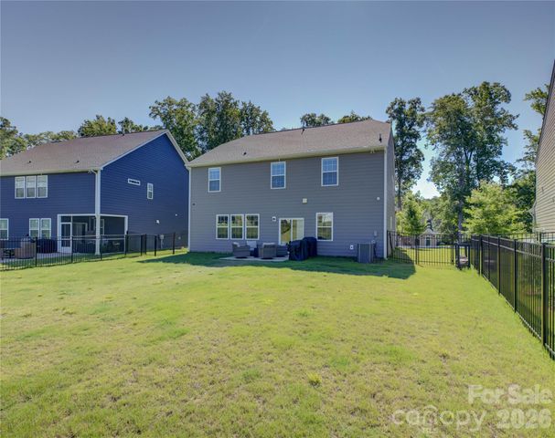 17812 New Mark Avenue, Charlotte, NC 28278
