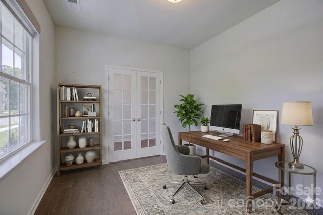 17812 New Mark Avenue, Charlotte, NC 28278