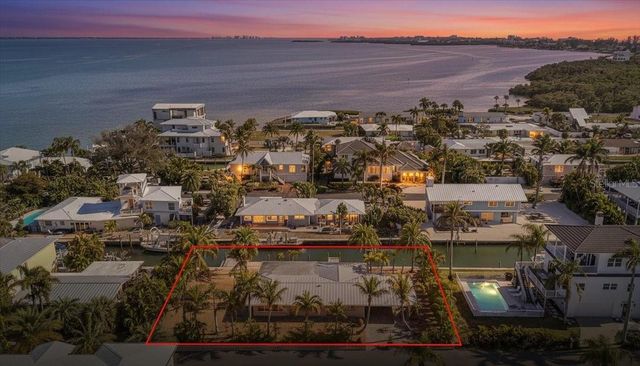 834 JUNGLE QUEEN WAY, Longboat Key, FL 34228