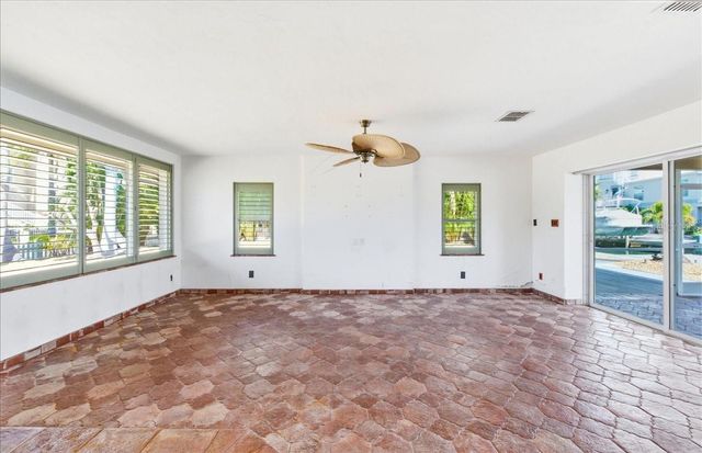 834 JUNGLE QUEEN WAY, Longboat Key, FL 34228