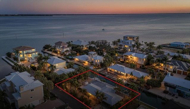 834 JUNGLE QUEEN WAY, Longboat Key, FL 34228