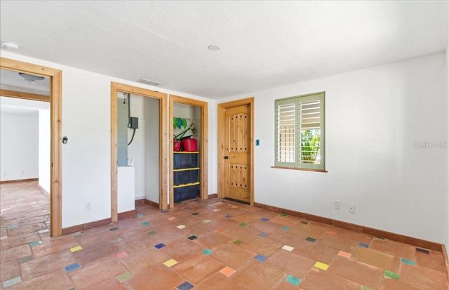 834 JUNGLE QUEEN WAY, Longboat Key, FL 34228