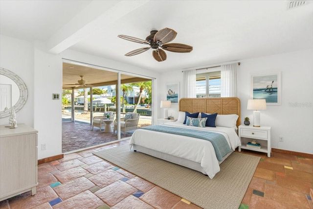 834 JUNGLE QUEEN WAY, Longboat Key, FL 34228