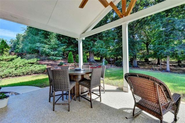 461 Butterfly Lane, Braselton, GA 30517