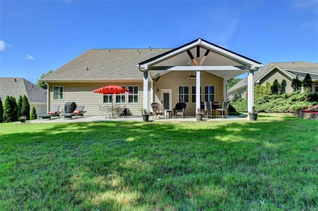 461 Butterfly Lane, Braselton, GA 30517