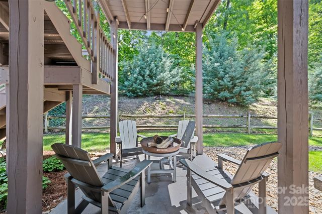 66 Fox Trot Lane, Tryon, NC 28782