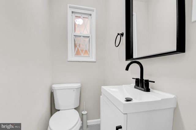 7519 8TH ST NW, Washington, DC 20012