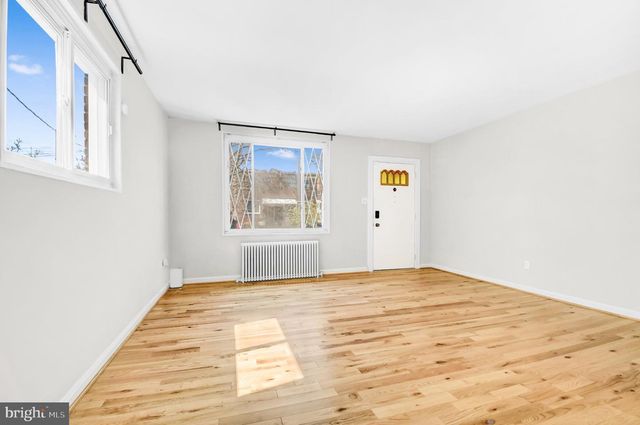 7519 8TH ST NW, Washington, DC 20012