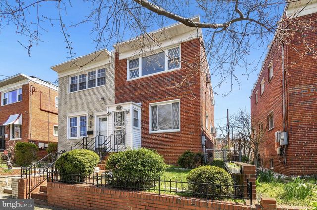 7519 8TH ST NW, Washington, DC 20012