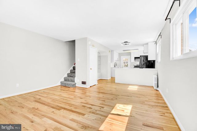 7519 8TH ST NW, Washington, DC 20012