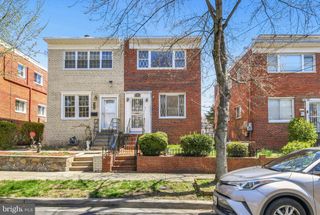 7519 8TH ST NW, Washington, DC 20012