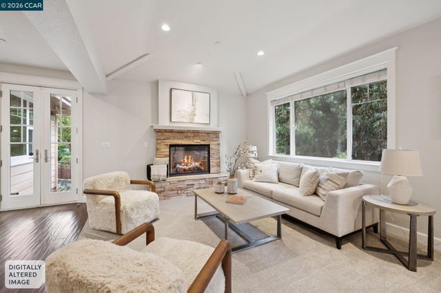 1980 Meadow Rd, Walnut Creek, CA 94595