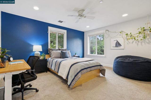 1980 Meadow Rd, Walnut Creek, CA 94595