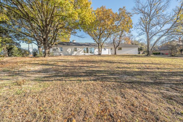 1202 Ridge Road, Rockwall, TX 75087