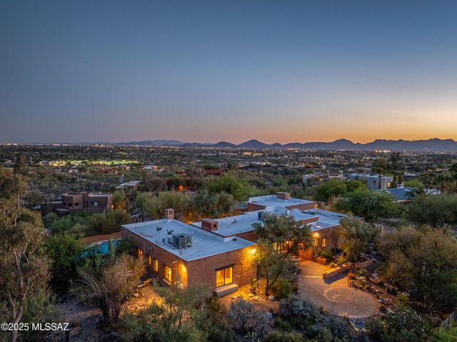 4515 N Camino Kino, Tucson, AZ 85718